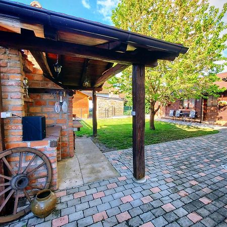 Studio Apartman Buteo Jasztrebarszka Kültér fotó